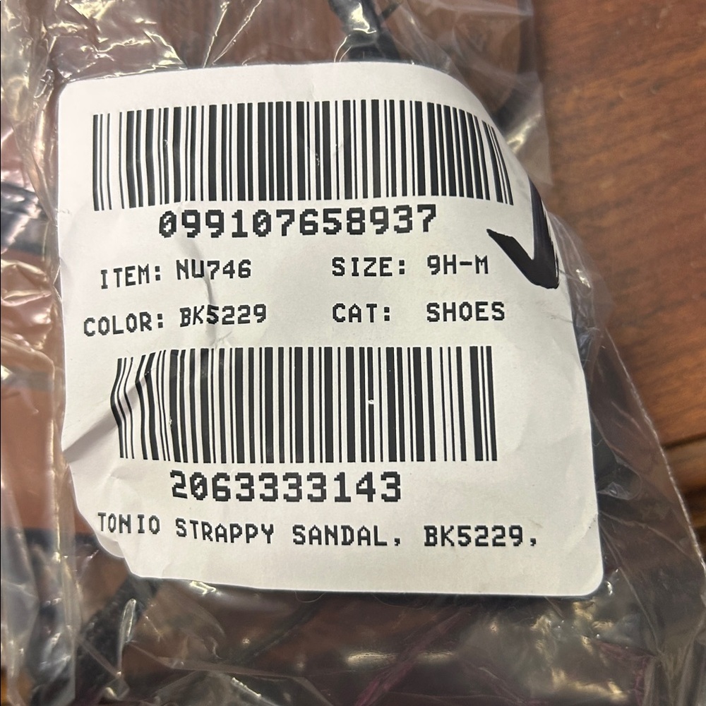 Madewell The Maycie Asymmetric T-Strap Sandal NU746 - Picture 4 of 4